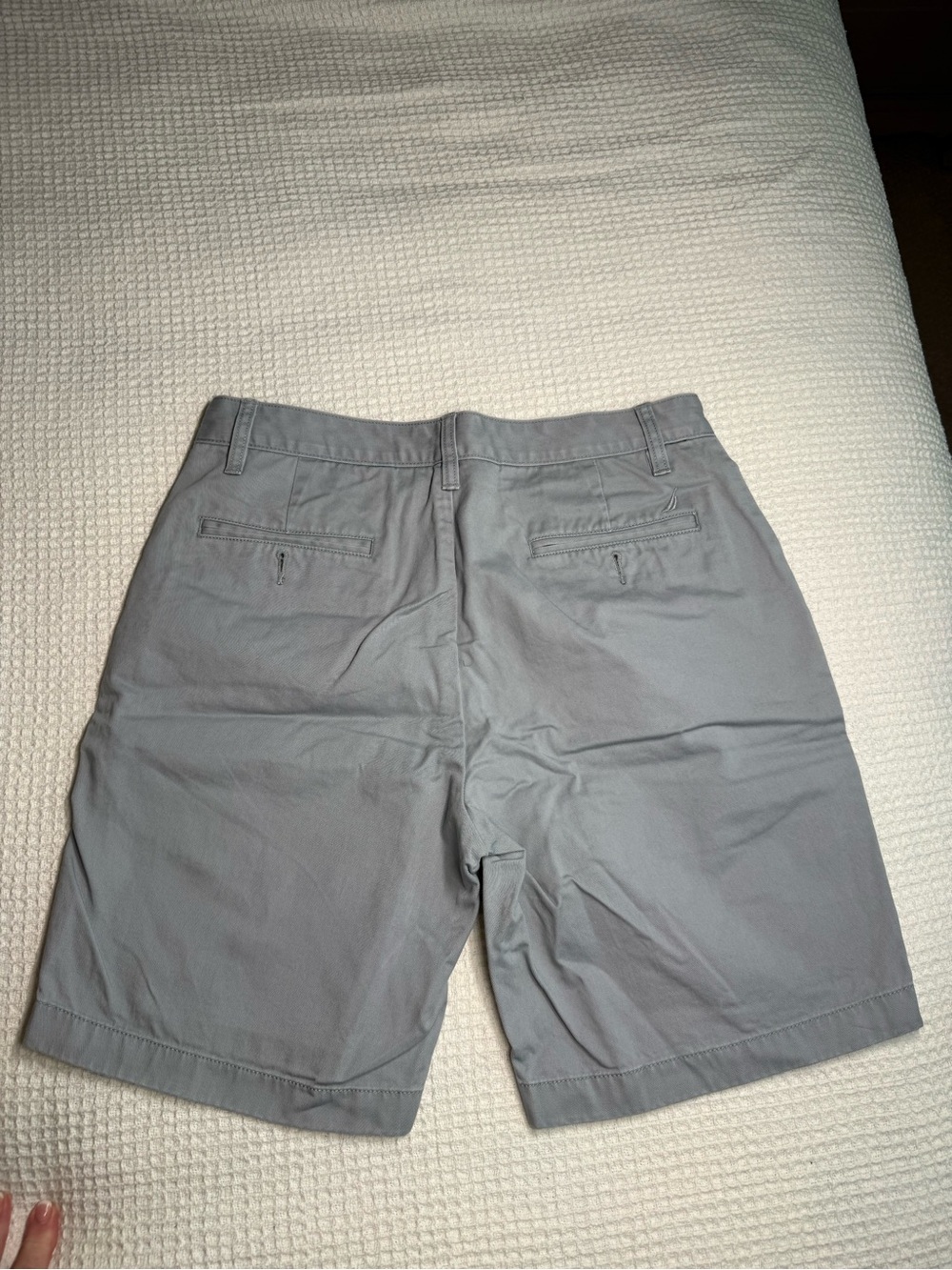 Nautica Men's Flat-Front Gray Shorts
